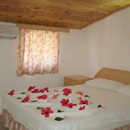 Apartment Ince Aparts *